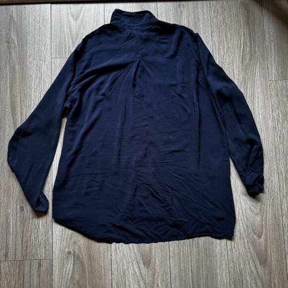 Velvet by Graham & Spencer Womens Velvet Collar Button Down Shirt Blue Size L - Picture 9 of 9